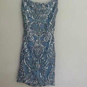 Winter homecoming dress in excellent condition. Worn once